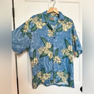 Men’s hawaiin shirt. Aloha hut